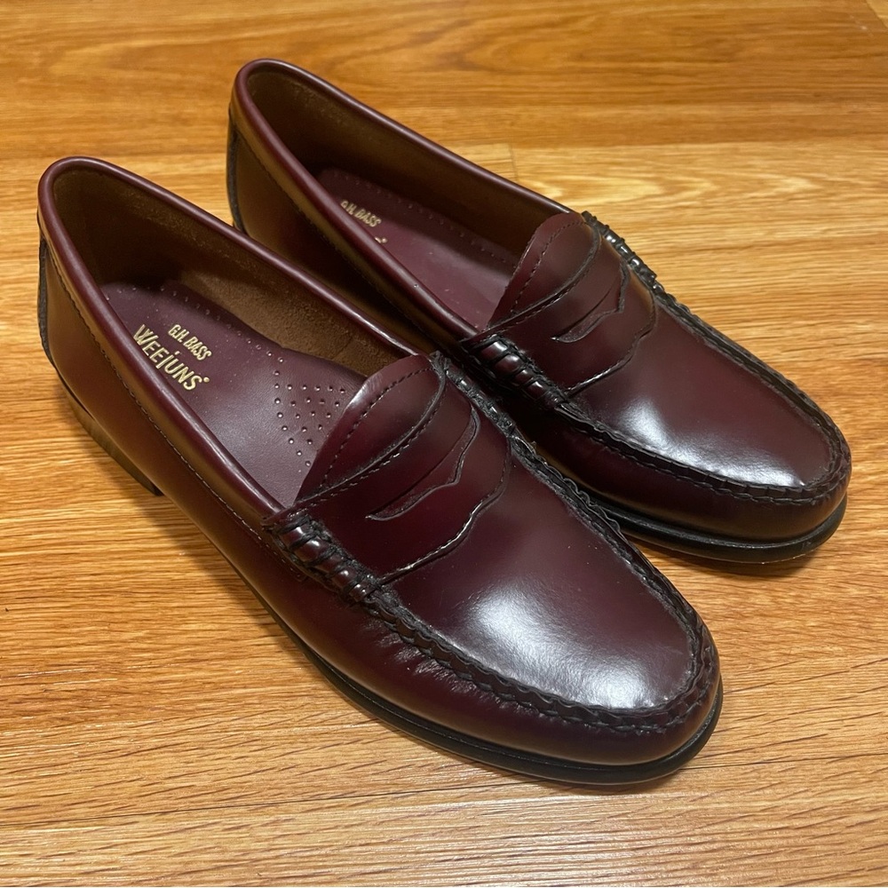 Ladies G.H. Bass Whitney Weejuns Penny Loafer, Dark Leather, Size 7 M